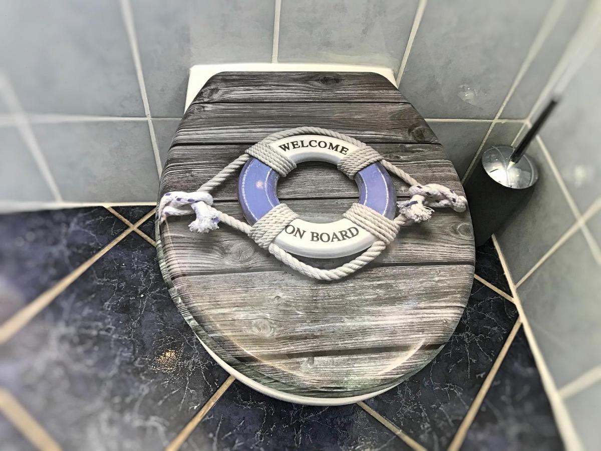 Farr Out Guest House Патерностер Екстериор снимка