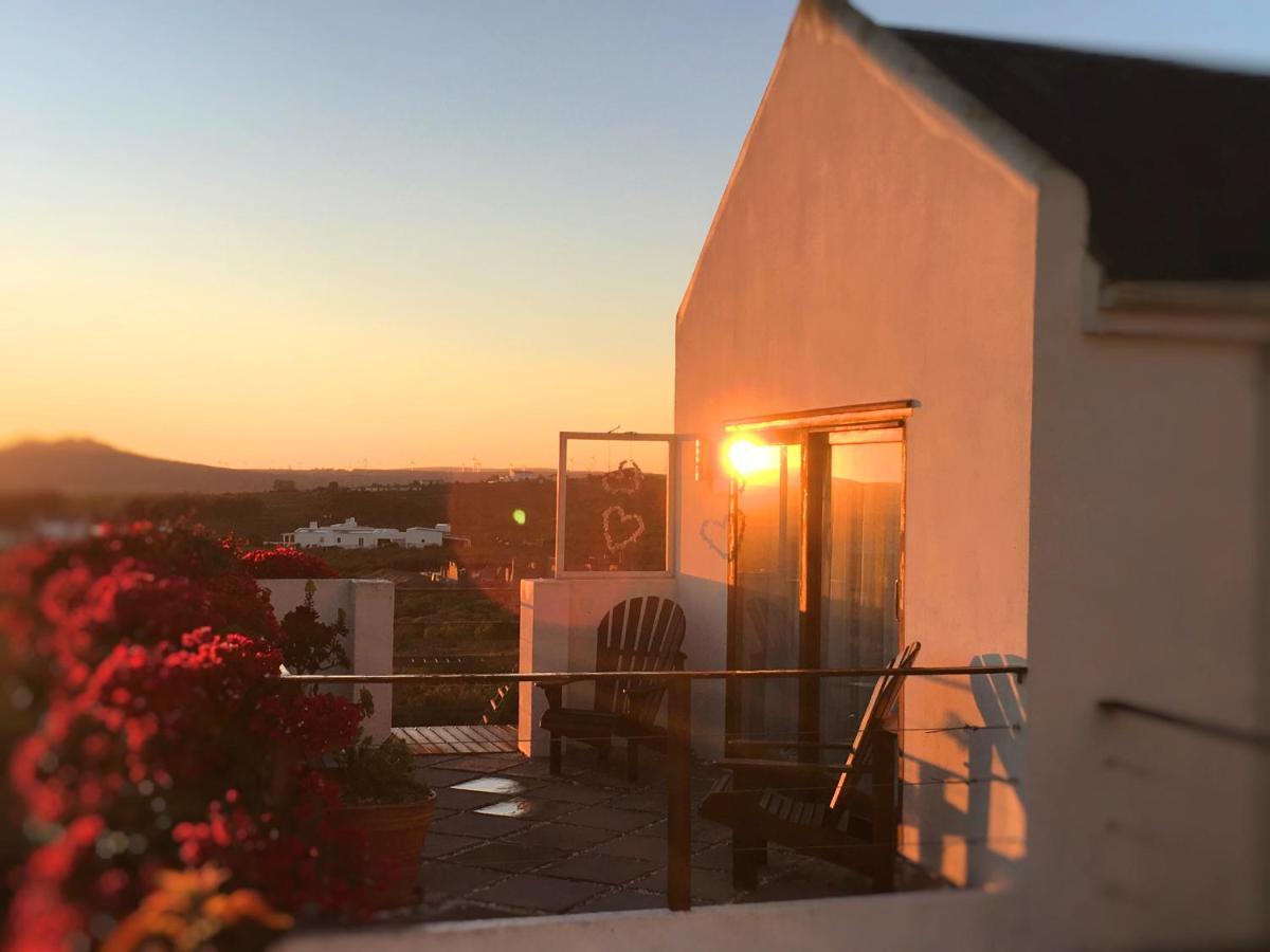Farr Out Guest House Патерностер Екстериор снимка