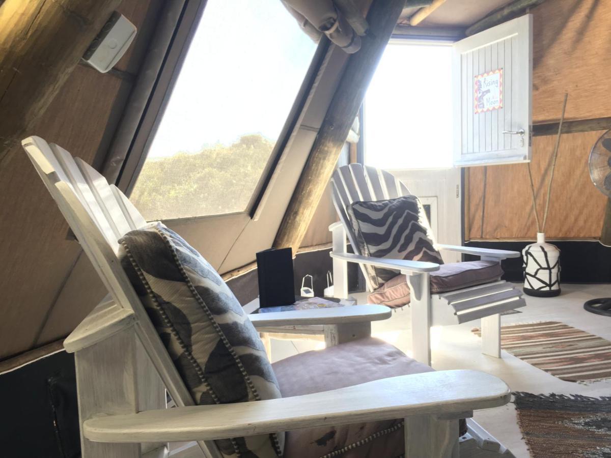 Farr Out Guest House Патерностер Екстериор снимка
